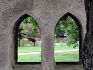 fenêtre d'un cloître