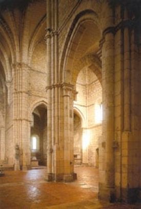 intérieur de l'abbaye d'Acey
